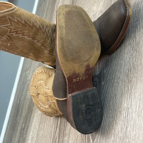 Big Kid’s Brown and Tan Roper Cowboy Boots - Picture 4 of 6